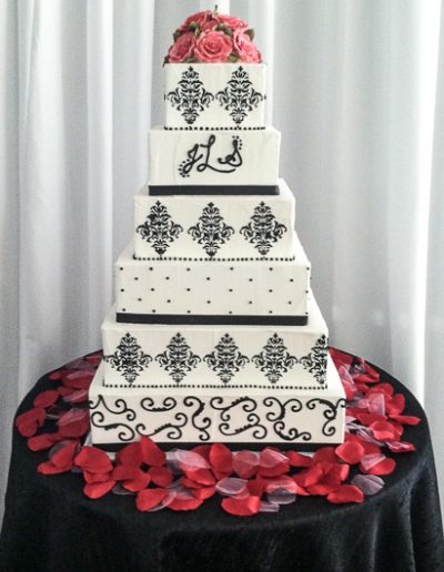 Chantilly Cakes Black White 001