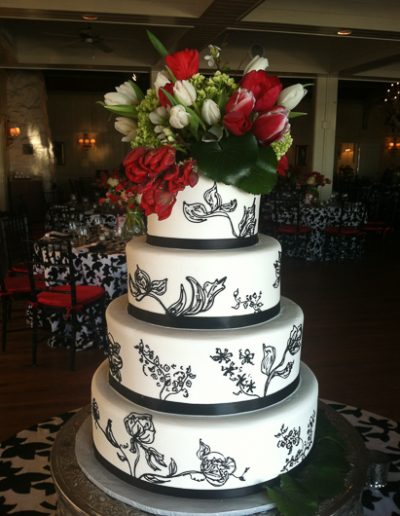 Chantilly Cakes Black White 005