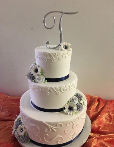 Custom Decorated Buttercream Cakes